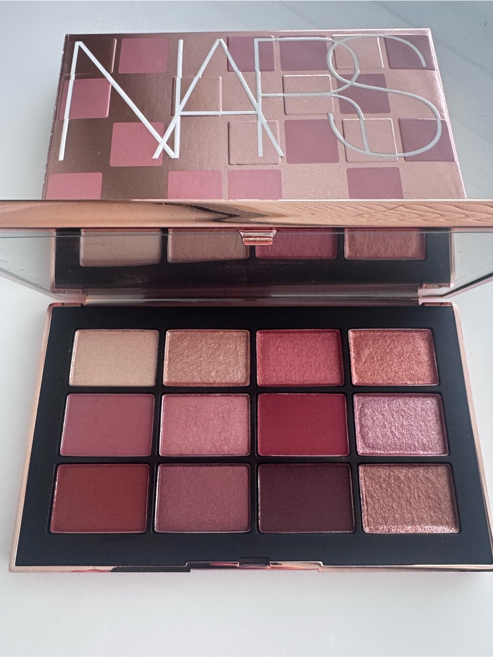 NARS Afterglow Irresistible Eyeshadow Palette